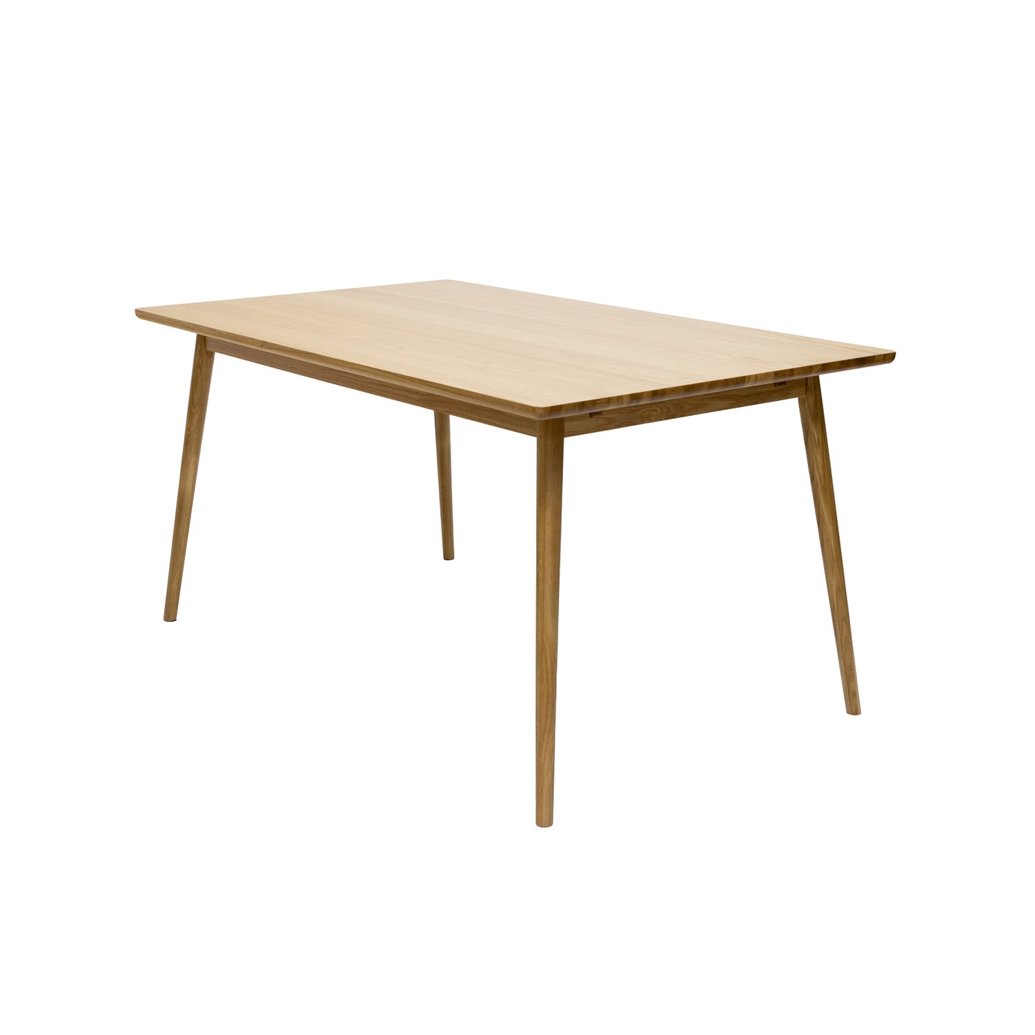 Kuvassa on Barrali-ruokapöytä 150 x 90 cm, luonnonvärinen tammi. Pöytää on mahdollista jatkaa erikseen myytävien jatkopalojen avulla.