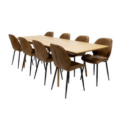 Kuvassa on kahdella jatkolevyllä jatkettu Barrali-ruokapöytä 240 x 90 cm, luonnonvärinen tammi - yhdistettynä ruskeisiin erikseen myytäviin nahanomaisiin kangasverhoiltuihin Cordova-tuoleihin.