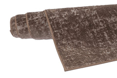 Basaltti-matossa on kaunis ja elävä nukkapinta. Kuvassa on ruskea Basaltti-nukkamatto.