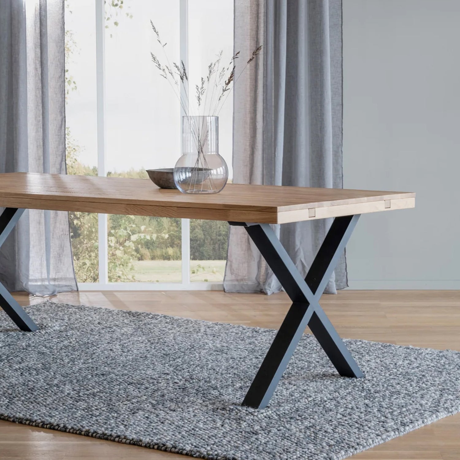 BROOKLYN ruokapöytä 220 x 95 cm X-mallisilla metallijaloilla