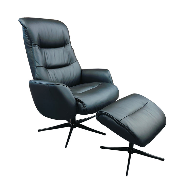 Kokomusta Milla-recliner ja rahi mustalla alumiinijalalla. Pyörivässä tv-tuolissa on manuaaliset recliner-toiminnot.