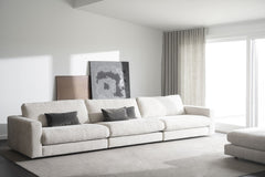 Duncan-sohva jatkettu Duncan-keskimoduulilla, joka antaa lisää istumatilaa.