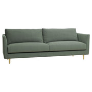 3-istuttava 232 cm Halla-sohva vihrellä Bond 15-kankaalla. Luonnonväriset 14 cm pyöreäkartiopuujalat.