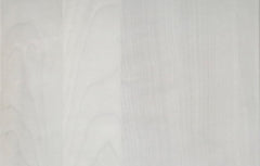 Värimallikuva kuultovalkoinen koivu.