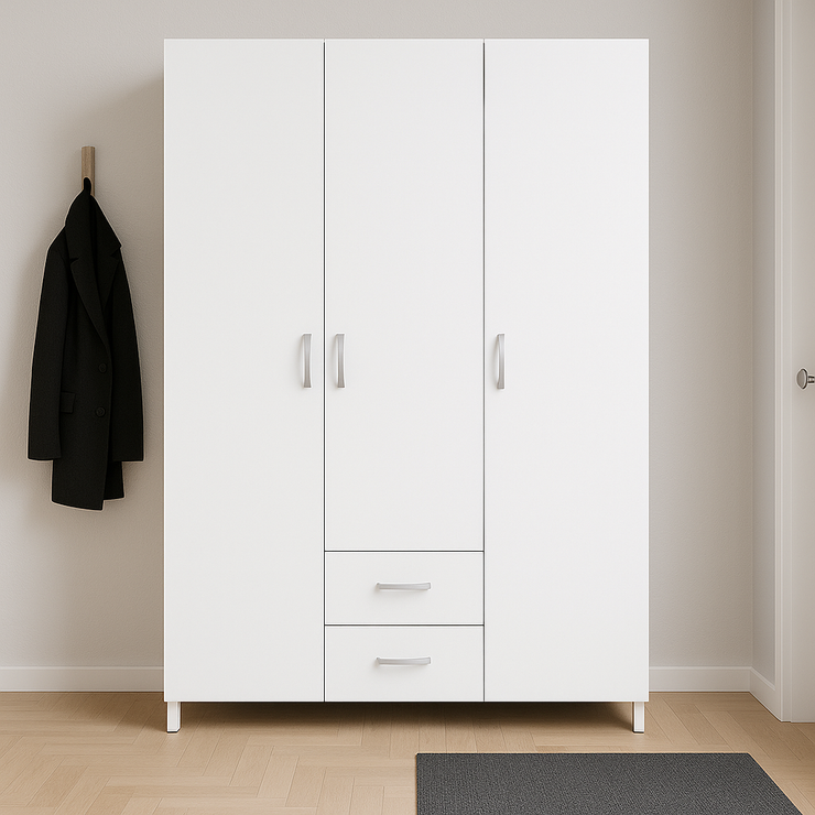 Kuvassa on kokovalkoinen 3-ovinen Kira-kaapisto kahdella vetolaatikolla. Ovissa ja laatikoissa on hopeanharmaat vetimet. Stailattu visualisointi.