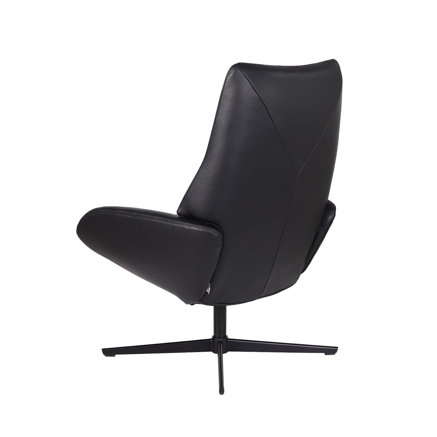 Kokomusta Kebe Lotus -nojatuoli Balder-nahkaverhoilulla ja Bossa Flat-jalalla. 