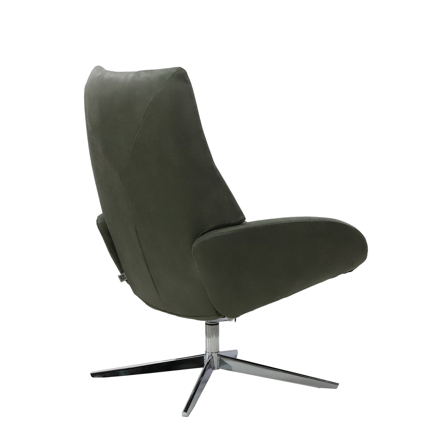 Kuvassa on Kebe Lotus -tv-tuoli oliivinvihreällä Bull Thyme 573 -nahkaverhoilulla ja krominvärisellä Bossa -ristikkojalalla.