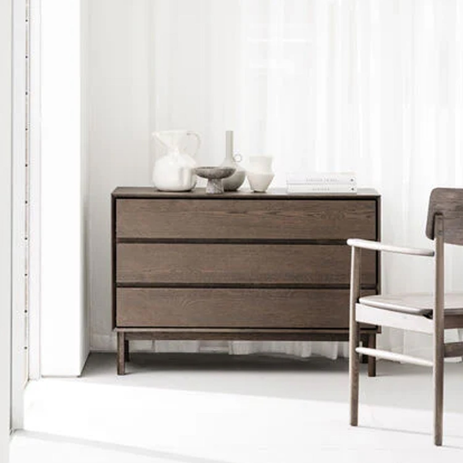 MACKAY lipasto 110 cm 3 ltk