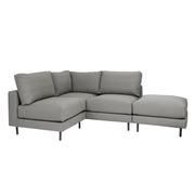 Manhattan-sohva harmaalla Bond 29-kankaalla. Mustat tolppajalat 51150.