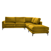Manhattan -kulmasohva ja rahi keltaisella Bellagio 105 -kankaalla ja mustilla 15 cm korkeilla metallisilla kulmajaloilla.