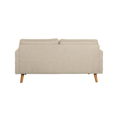 Nauvo 2-istuttava sohva beigellä Suma 16 -kangasverhoilulla ja luonnonvärisillä puujaloilla. Sohvan käsinojien sivuilla on raitaompeleet.