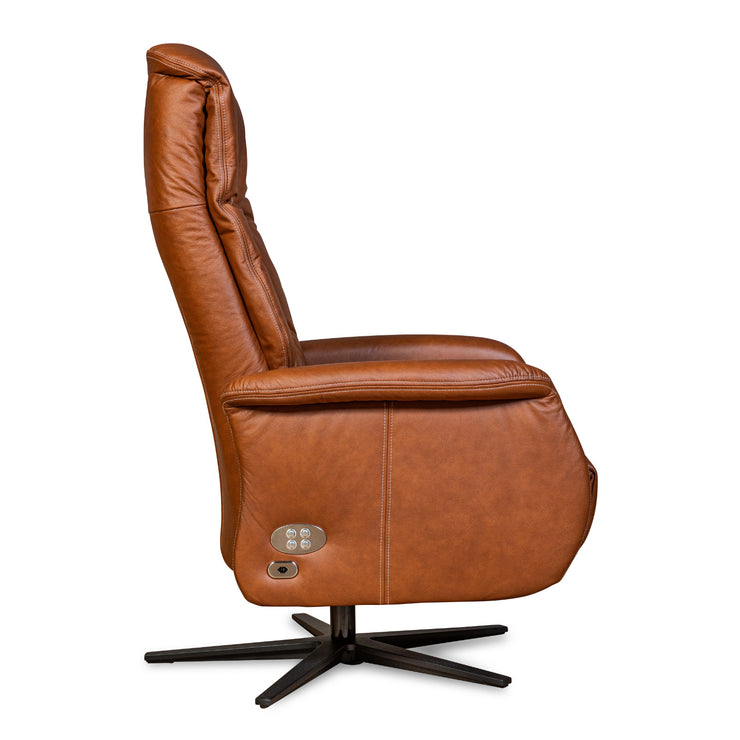 Recliner 10 -tuoli konjakinvärisellä täysnahkaverhoilulla ja mustalla alumiinijalalla. Mekanismituoli on malliltaan siro ja kapea recliner mm. pyörintämekanismilla.