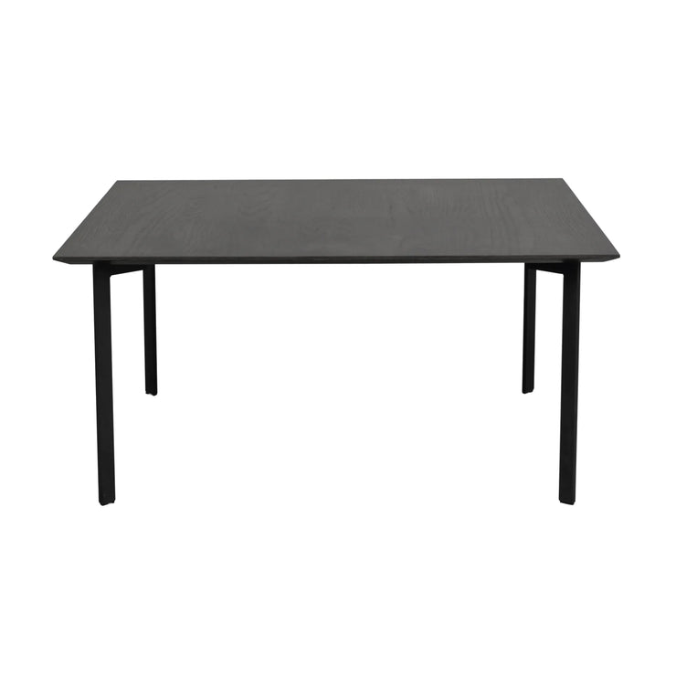 Spencer-sohvapöytä 95 x 95 cm, mustalla tammiviilukannella ja metallijaloilla.