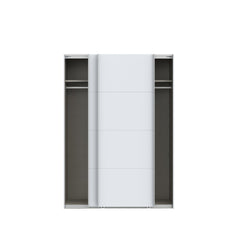 Kuvassa mattavalkoinen 150 cm Kira-liukuovikomero, liukuovet raollaan. Kaapin sisus on väriltään harmaata kangasjäljitelmää. Henkaritanko ja Sophisticspace-vetimet ovat metallia.