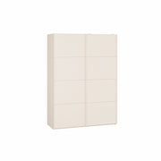 Mattabeige 150 cm Kira-liukuovikomero. Sophisticspace-vetimet  ovat metallia.