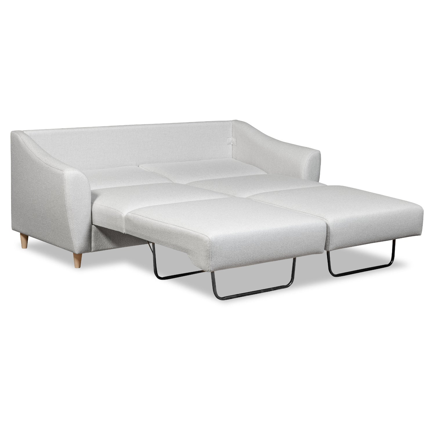 Salla-vuodesohva vaalealla Minco 2-kangasverhoilulla ja luonnonvärisillä puujaloilla.