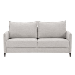 Stockholm Max Hybrid Deluxe 2-istuttava-vuodesohva vaalealla Oasis 01 -kankaalla. Vuodesohvassa on wengen väriset koivujalat.