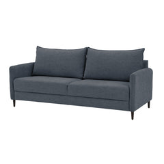 3-istuttava Stockholm-sohva sinisellä Oasis 12 -kankaalla ja 12 cm korkeilla wengenvärisillä puujaloilla.