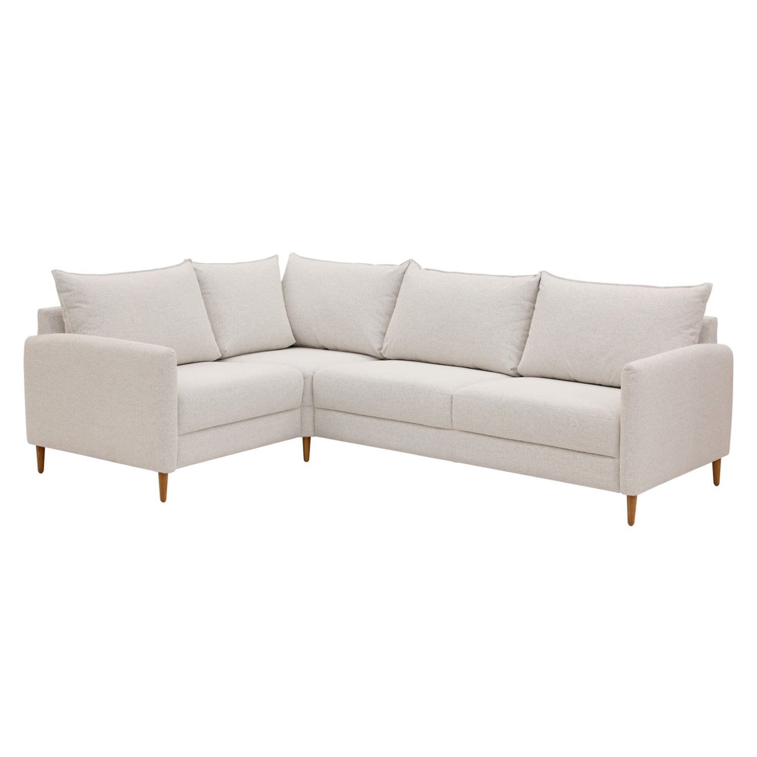 Stockholm-kulmasohva vaalealla hiekanvärisellä Bond 06-kankaalla. Sohvassa on 12 cm korkeat luonnonväriset tammijalat. Kuvan moduulisohvassa on kokoonpano 1K2 (KN + AJ + L + C + KN).