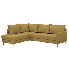 Stockholm-kulmavuodesohva keltaisella Stark 618 -kankaalla ja vasemmanpuoleisella avokulmaosalla. Sohvassa on 12 cm korkeat luonnonväriset tammijalat.