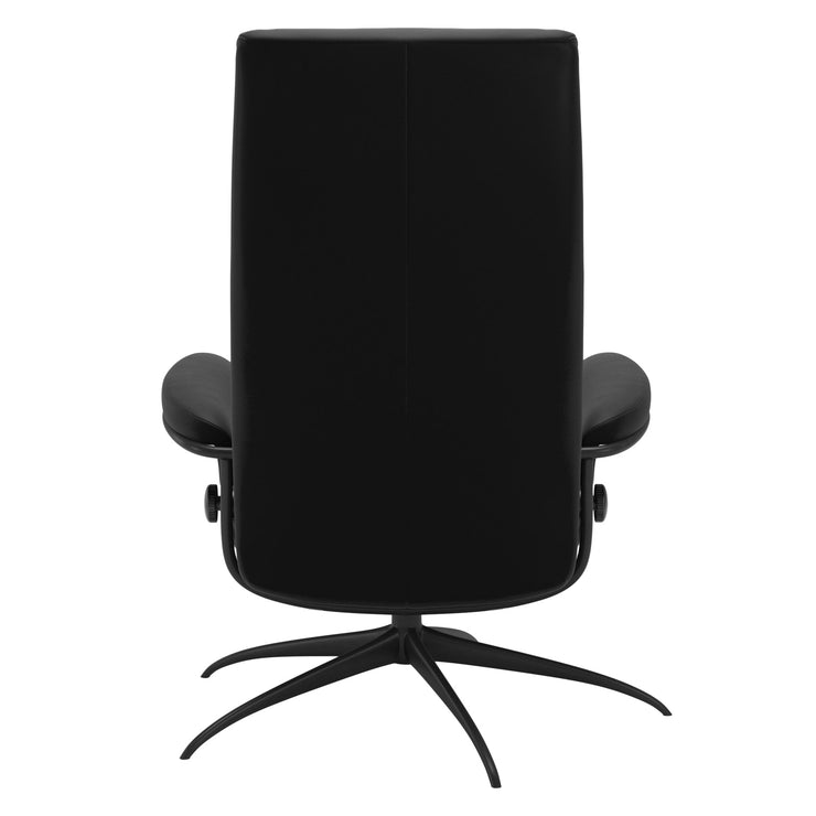 Stressless London, korkeaselkänojainen -lepotuoli mustana: Black 19  Paloma-nahkaverhoilulla ja mattamustalla Star-metallijalustalla.