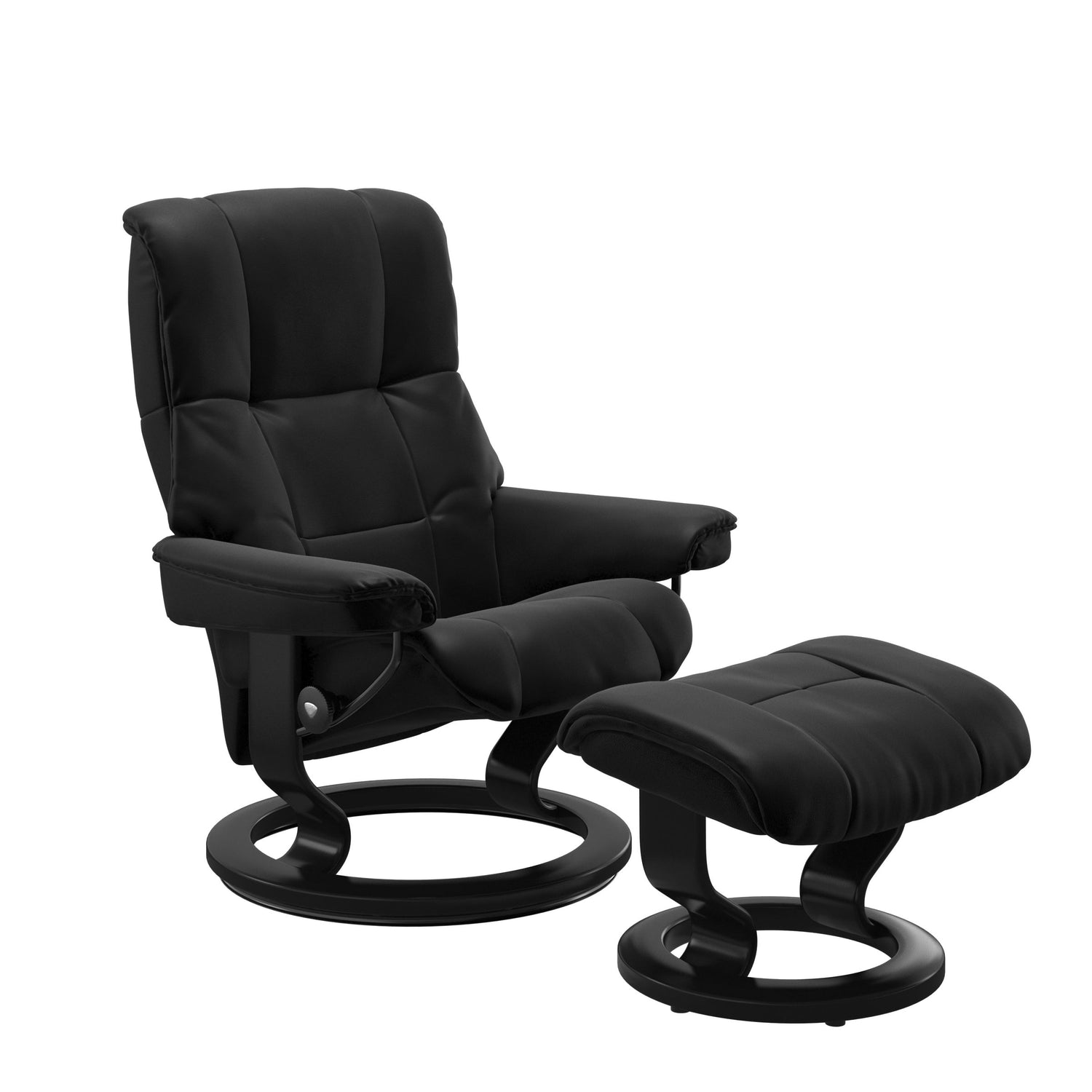 Stressless Mayfair M -lepotuoli ja rahi mustana: Black 19 Batick-nahkaverhoilulla ja musta petsatulla -Classic-puujalustalla.