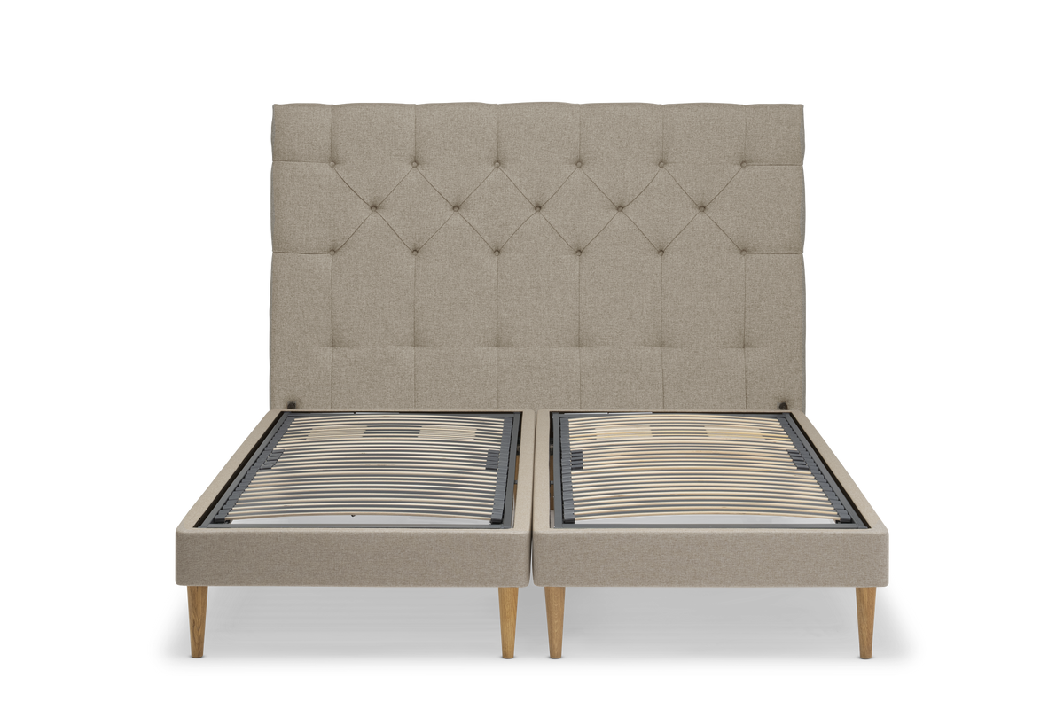 TEMPUR Stay -vuoderunko ilman patjaa, tumma hiekka Warm Stone, koot 140 x 200, 160 x 200 ja 180 x 200 cm.