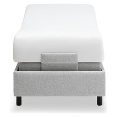 Tempur Boxspring Adjustable -vuodepaketti harmaalla Stone -kankaalla verhoiltuna ja TEMPUR PRO Plus CoolQuilt 27 cm patjalla, sekä tummilla vakiojaloilla.