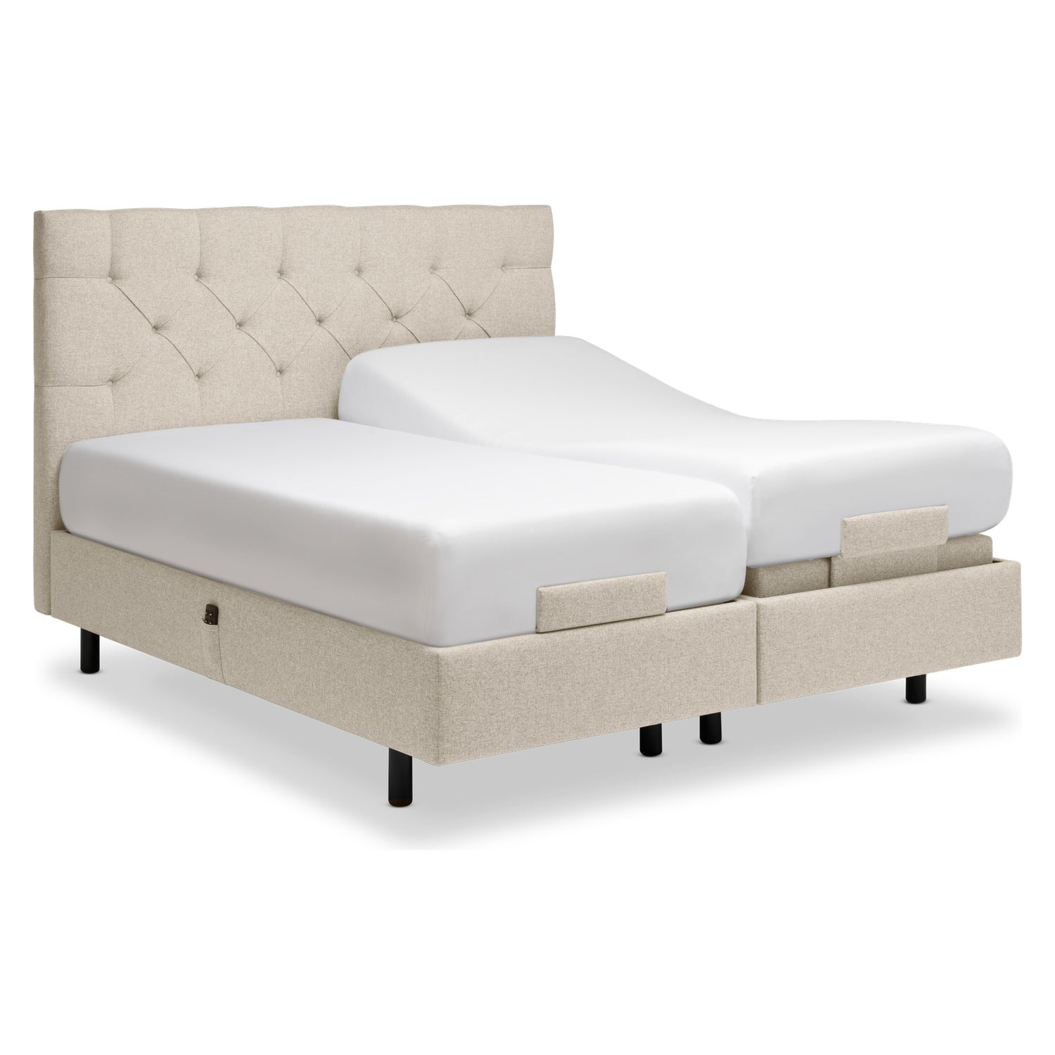 Kuvassa on Tempur Boxspring Adjustable -parivuodepaketti tumman hiekanvärisellä Sand -kankaalla verhoiltuna ja TEMPUR PRO Plus CoolQuilt 27 cm patjalla, sekä tummilla vakiojaloilla. Kuvan sängynpääty myydään erikseen.