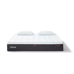 Tempur Pro Luxe 30 Smartcool-patjassa oleva Tempur-materiaali muotoutuu yksilöllisesti kehosi mukaan vähentäen painerasitusta.
