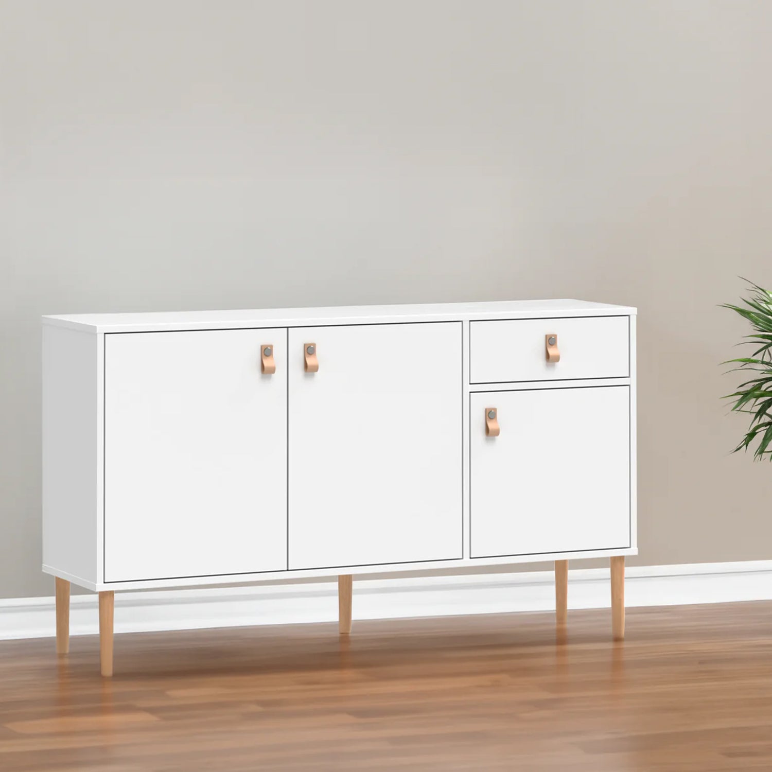 Kuvassa on kokovalkoinen Stemma-senkki tammisilla jaloilla. Kalusteessa on luonnonväriset nahkavetimet.