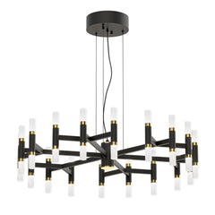 Tribute-kattovalaisin mattamustalla rungolla, ylellisillä messinkiyksityiskohdilla ja eleganteilla opaalivalkoisilla valaisinputkilla. Kattokruunu on TRIAC-himmennettävä.