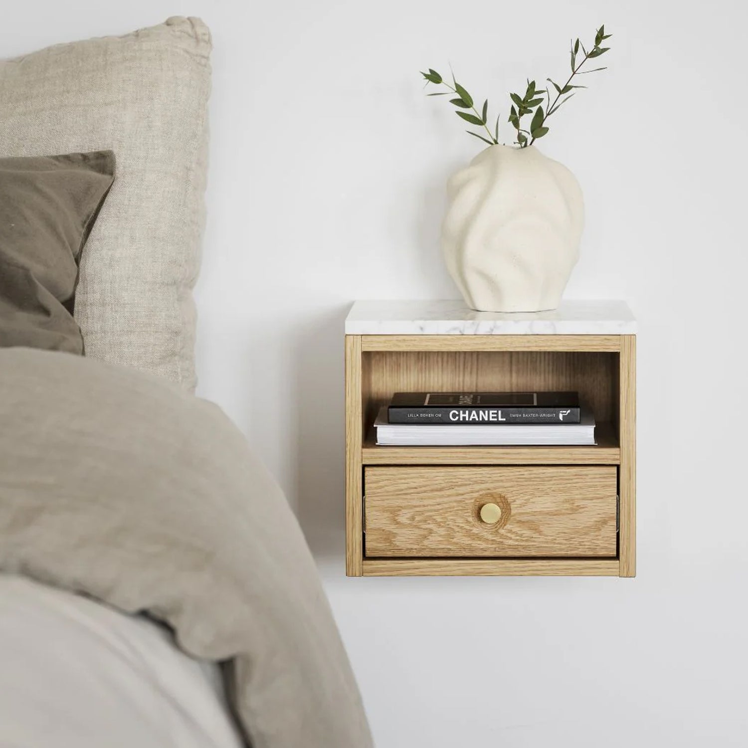 WHITMORE yöpöytä 28 cm