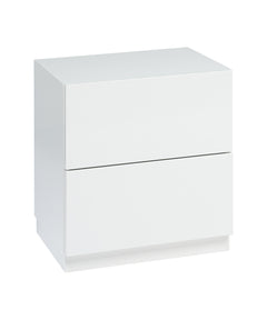 Kuvassa on 46 cm leveä korkeakiiltovalkoinen Lumo-lipasto valkoisella jalkasokkelilla. Sarjan tuotteissa on valkoinen lasikansi.