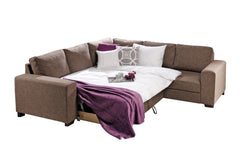 Zico-vuodekulmasohvasta saa levitettyä vuoteen, jonka vuodekoko on 140 x 190 cm. Kuvassa olevat koristetyynyt ja petivaatteet myydään erikseen.