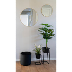 Kukkapylväät toimivat myös kauniina sisustuselementtinä.