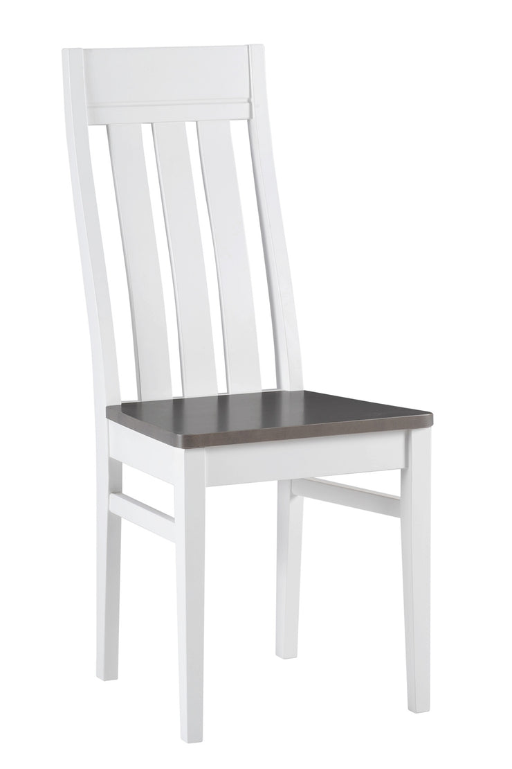 Kanerva-tuoli valkoisella rungolla ja harmaalla puuistuimella.