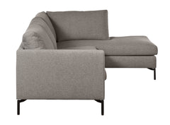 Aulanko-malliston sohvamoduulit on siististi ympäriverhoiltuja.