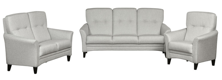 Kahden hengen Aura-sohva on ympäriverhoiltu olohuoneen sydän niin yksin, kuin osana kaunista sohvakalustoa. Kuvan nojatuoli ja 3 hengen sohva myydään erikseen.