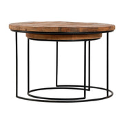 Iso Deco-sarjapöytä sisältää kannen halkaisijaltaan 70 cm ja 50 cm kokoiset pöydät. Pöydissä on mangopuiset kansilevyt ja mustat metallirungot. Pienempi pöytä mahtuu kokonaan isomman alle.