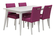 Kuvassa on 4 hengen Deco-ruokapöytä kokonaan valkoisena koivurungolla ja mdf-kannella. Pöytään on yhdistetty purppuran väriset Deco Lux -tuolit metallikahvoilla.