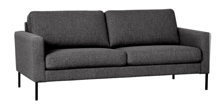 3 hengen Erin-sohva tummanharmaalla Degas 92 -kangasverhoilulla ja mustilla metallijaloilla.