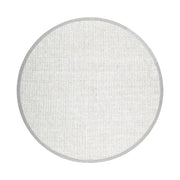Pyöreä VM-Carpetin Esmeralda-villa-paperinarumatto valkoisena.