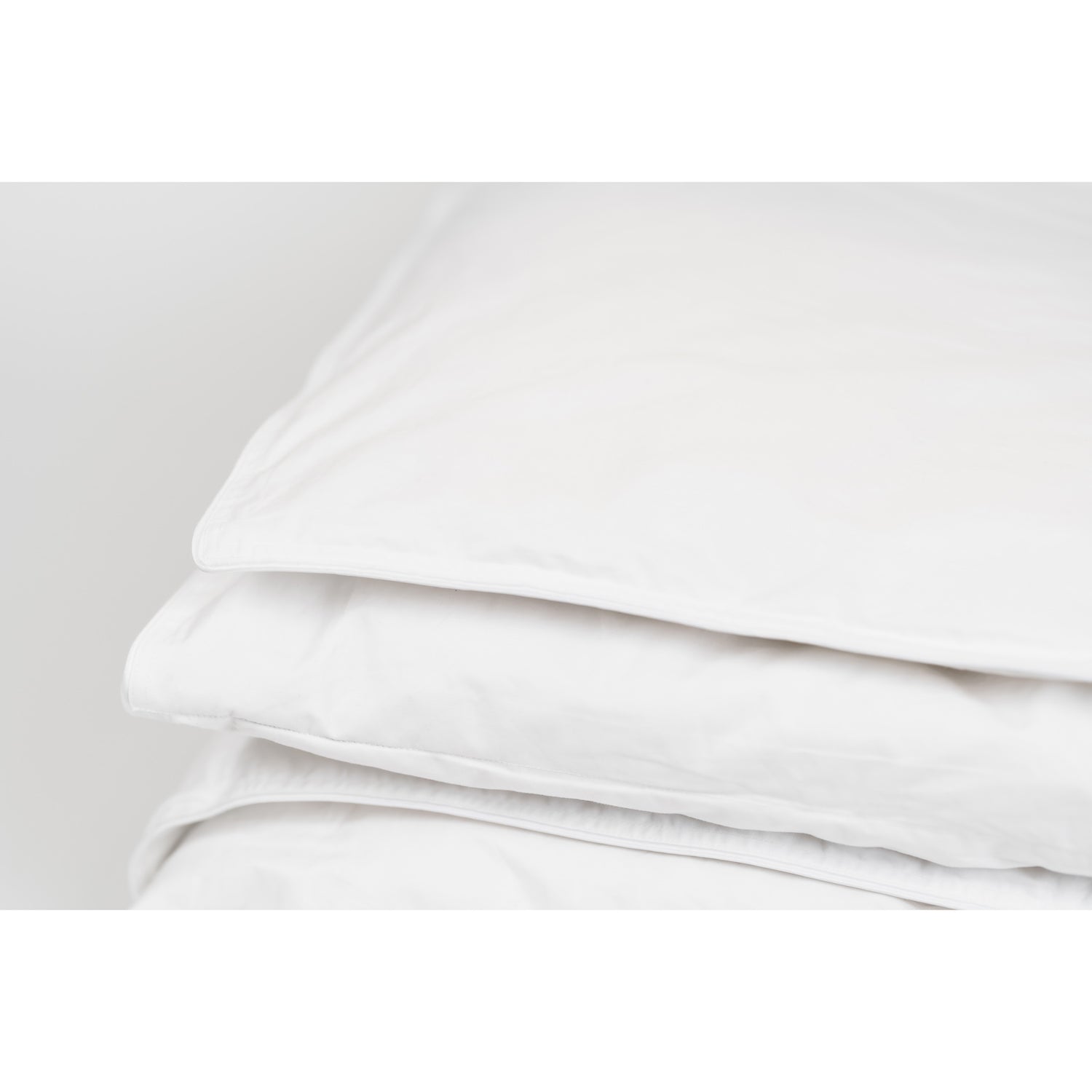 Lähikuvassa Familon Sleep -peite, joka on helppohoitoinen peruspeitto.