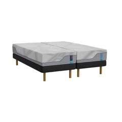 Musta Heaven By Unico Elite -runkopatjapaketti 180 x 200 cm. Pakettiin kuuluu 2 kpl tukevaa 90 cm Lounge-runkoa, 2 kpl 90 cm Elite Air Feel™ memory foam -patjaa sekä pyöreät tammen väriset jalat. Kuvassa medium/hard -patjat.