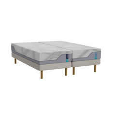 Valkoinen Heaven By Unico Elite -runkopatjapaketti 180 x 200 cm. Pakettiin kuuluu 2 kpl tukevaa 90 cm Lounge-runkoa, 2 kpl 90 cm Elite Air Feel™ memory foam -patjaa sekä pyöreät tammen väriset jalat. Kuvassa medium/hard -patjat.