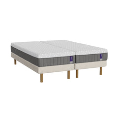 Valkoinen Heaven By Unico Fusion -runkopatjapaketti 180 x 200 cm. Pakettiin kuuluu 2 kpl tukevaa 90 cm Lounge-vuoderunkoa, 2 kpl 90 cm Fusion Nano Cool™ memory foam patjaa sekä pyöreät tammen väriset jalat. 
