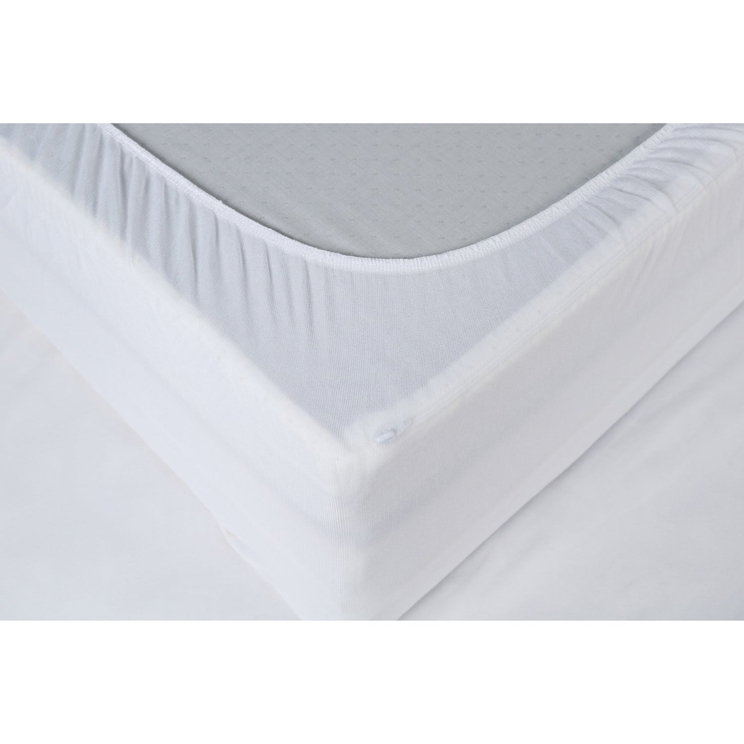 100 % puuvillasta valmistettu lakana kestää hyvin arjen kulutusta ja sen on pestävissä 90°C asteessa.