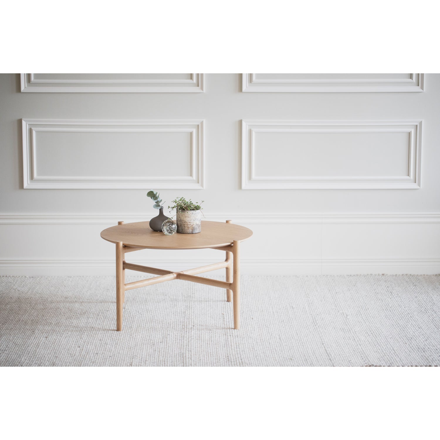 Tamminen Holton-sohvapöytä 80 cm.