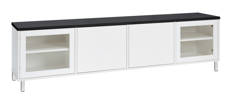 Kuvassa on 192 cm leveä valkoinen Kivi-sarjan tv-taso mustalla kannella ja valkoisilla metallijaloilla.